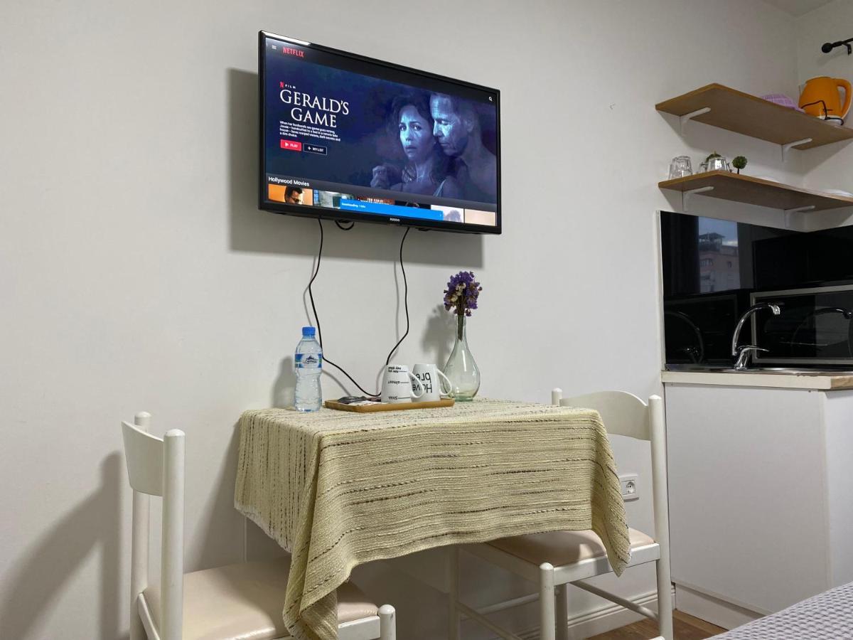 טיראנה Central Studio Apartments מראה חיצוני תמונה