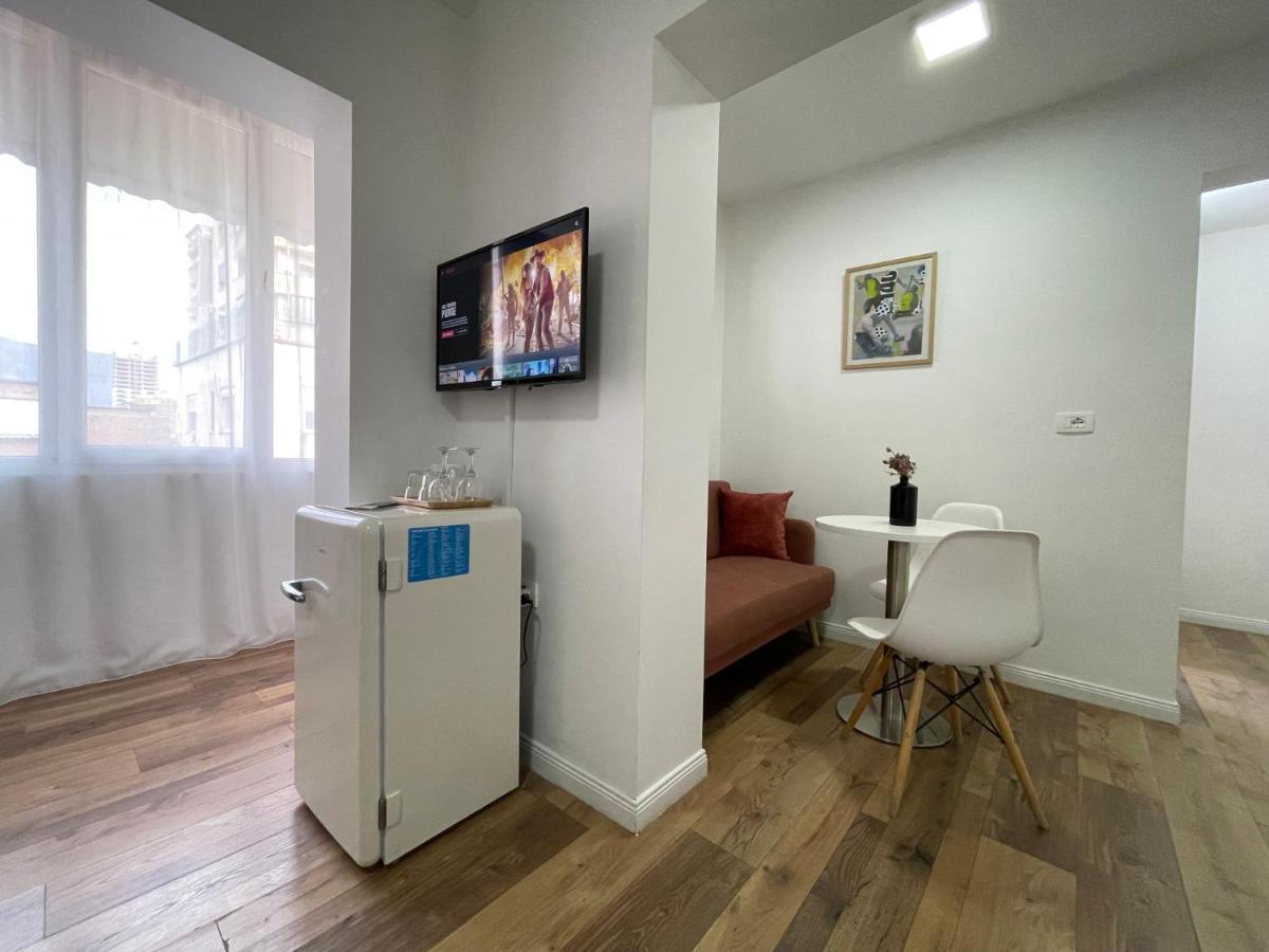 טיראנה Central Studio Apartments מראה חיצוני תמונה