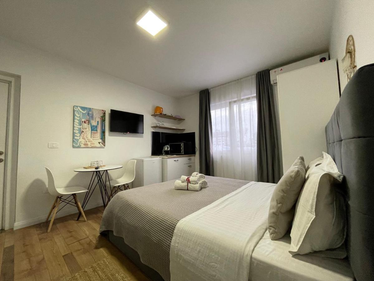 טיראנה Central Studio Apartments מראה חיצוני תמונה