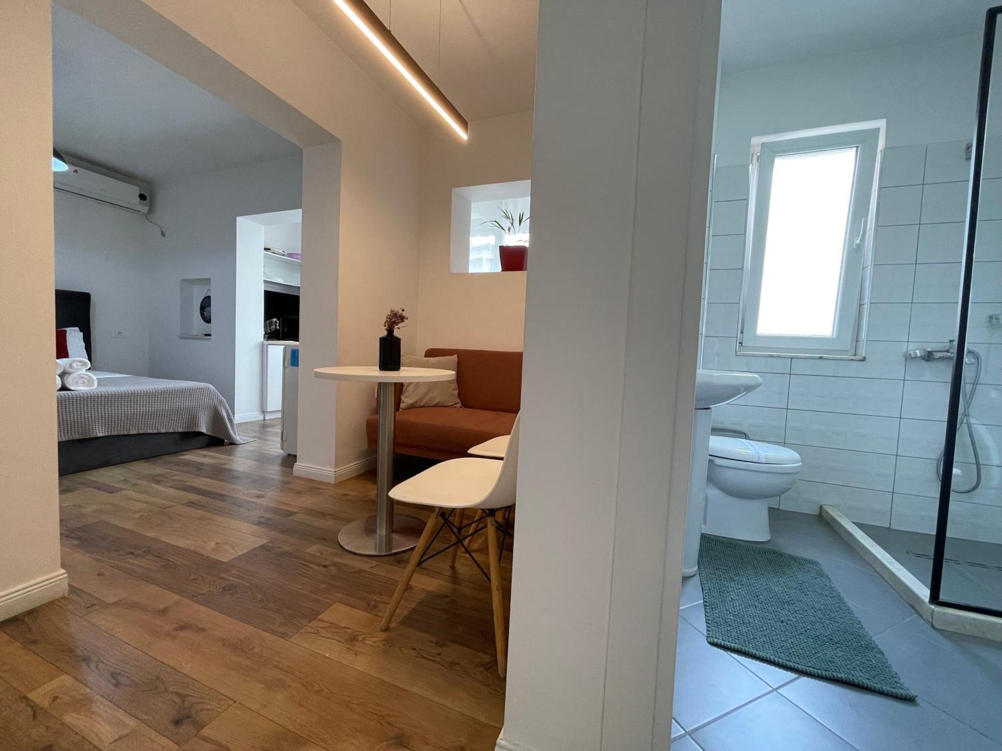 טיראנה Central Studio Apartments מראה חיצוני תמונה