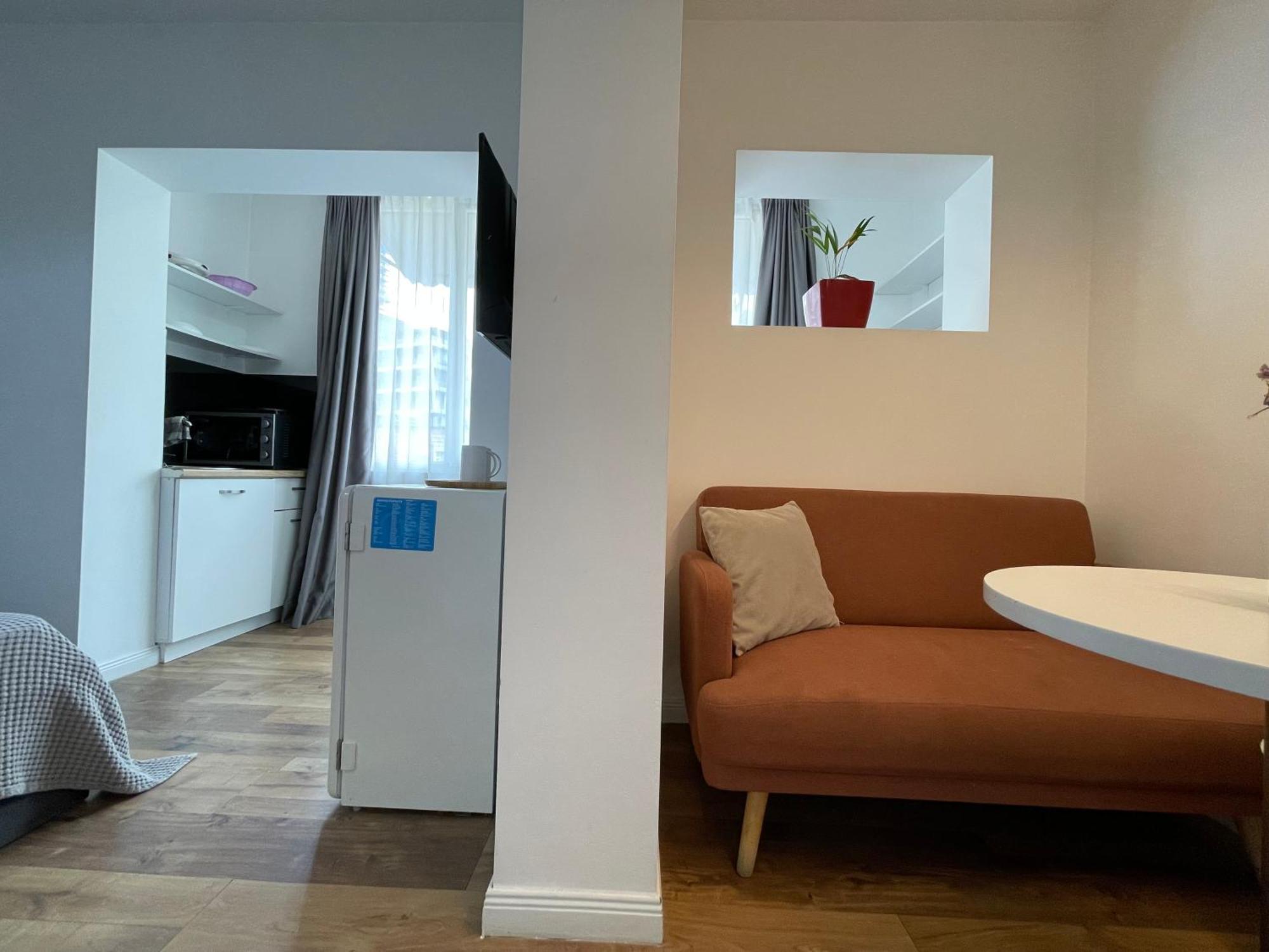 טיראנה Central Studio Apartments מראה חיצוני תמונה